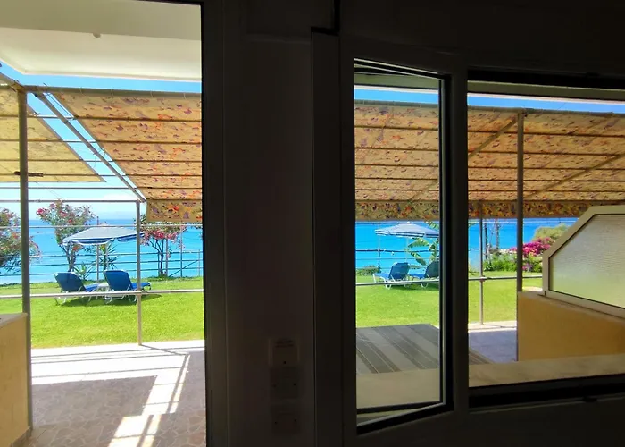 Rosa\'S Beach Studios