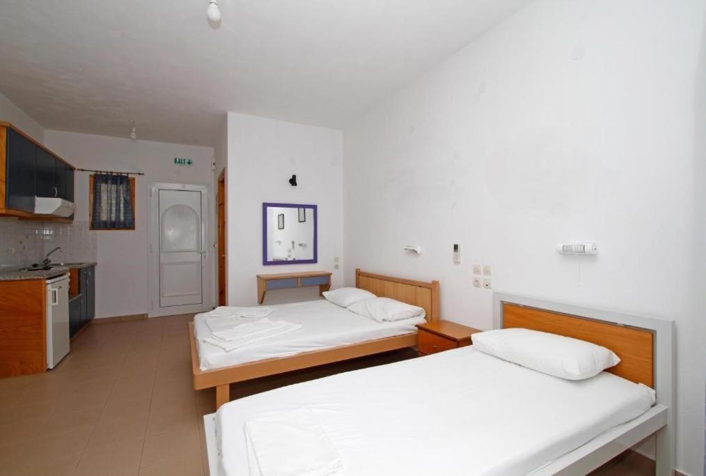 Rosa's Appartement Lourdata (Kefalonia)