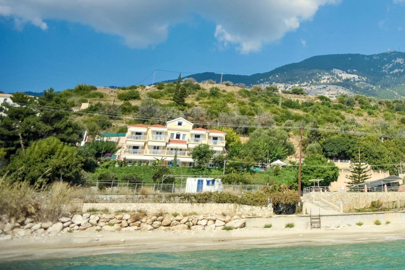 Rosa's Appartement Lourdata (Kefalonia)